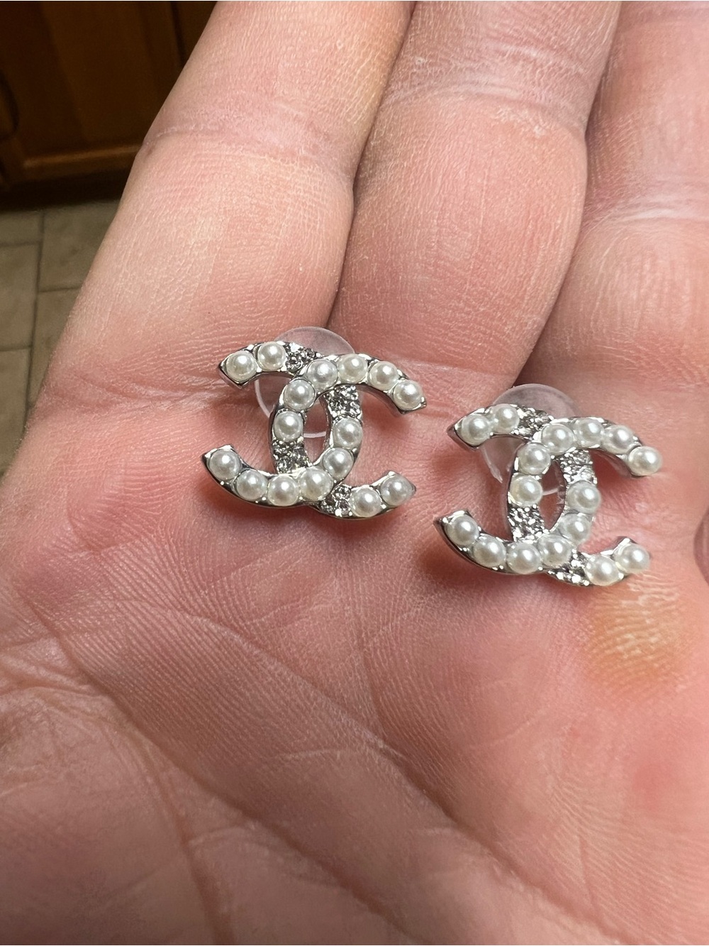 ChaneI Faux Pearl and Crystal Logo Stud Earrings For Pierced Ears NEW